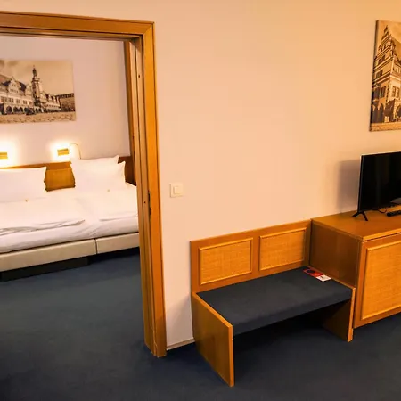 Western Parkhotel Brehna-halle Отель