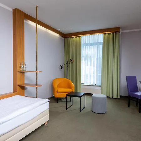 Western Parkhotel Brehna-halle Отель Брена